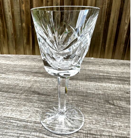 Waterford Crystal Ireland Retired Ashling Cut Claret 5 7/8" Wine Glass-Exquisite - Picture 3 of 7